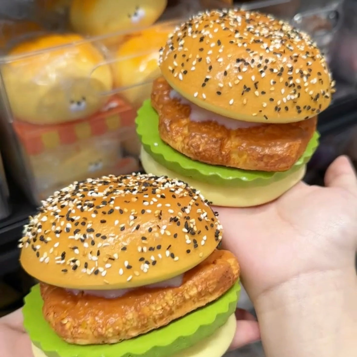 Slow Rising Squishy Hamburger – product image 4