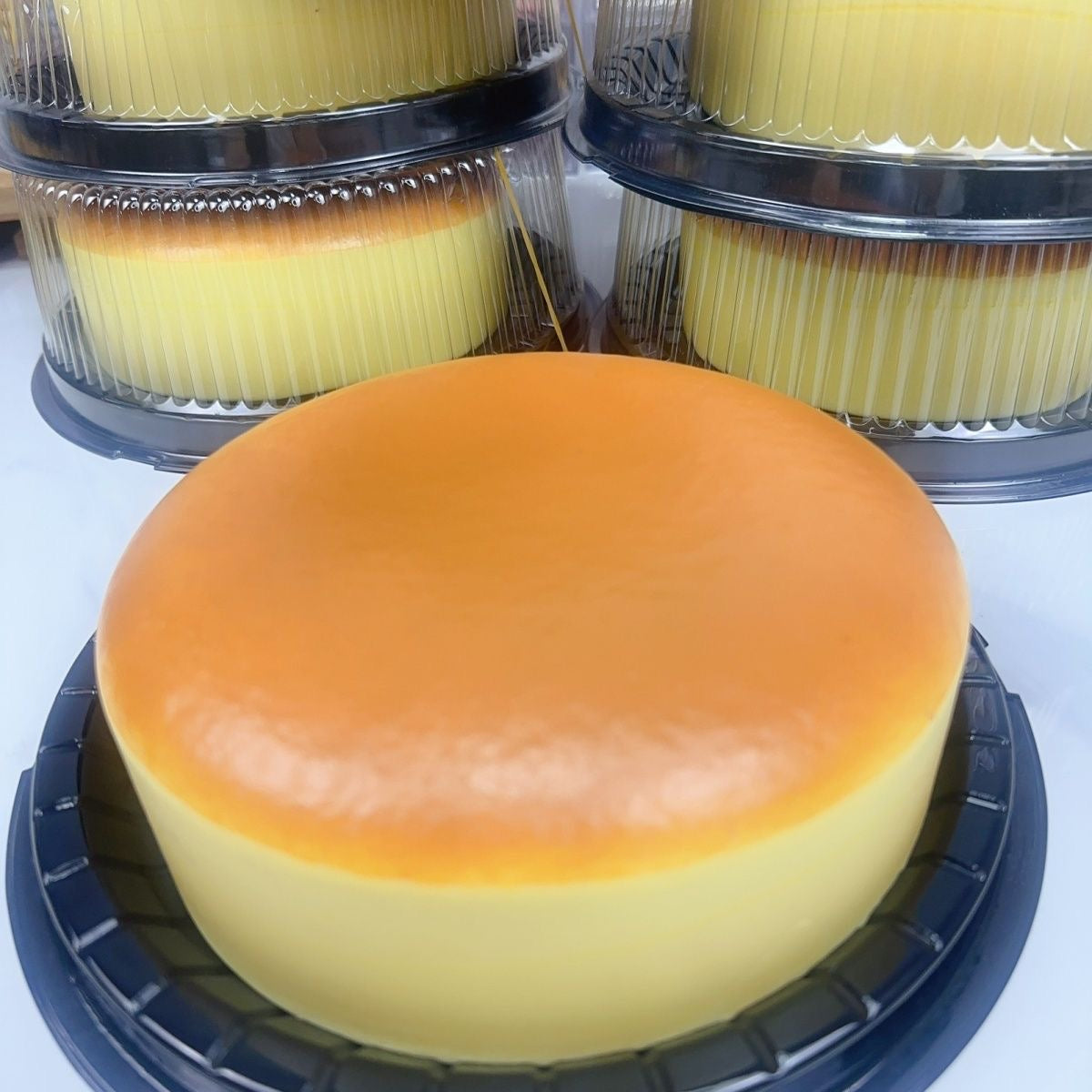 Golden Round Cake Slow-Rising Squishy – Plain Domed Cake Shape with Smooth Orange Top and Pale Yellow Sides