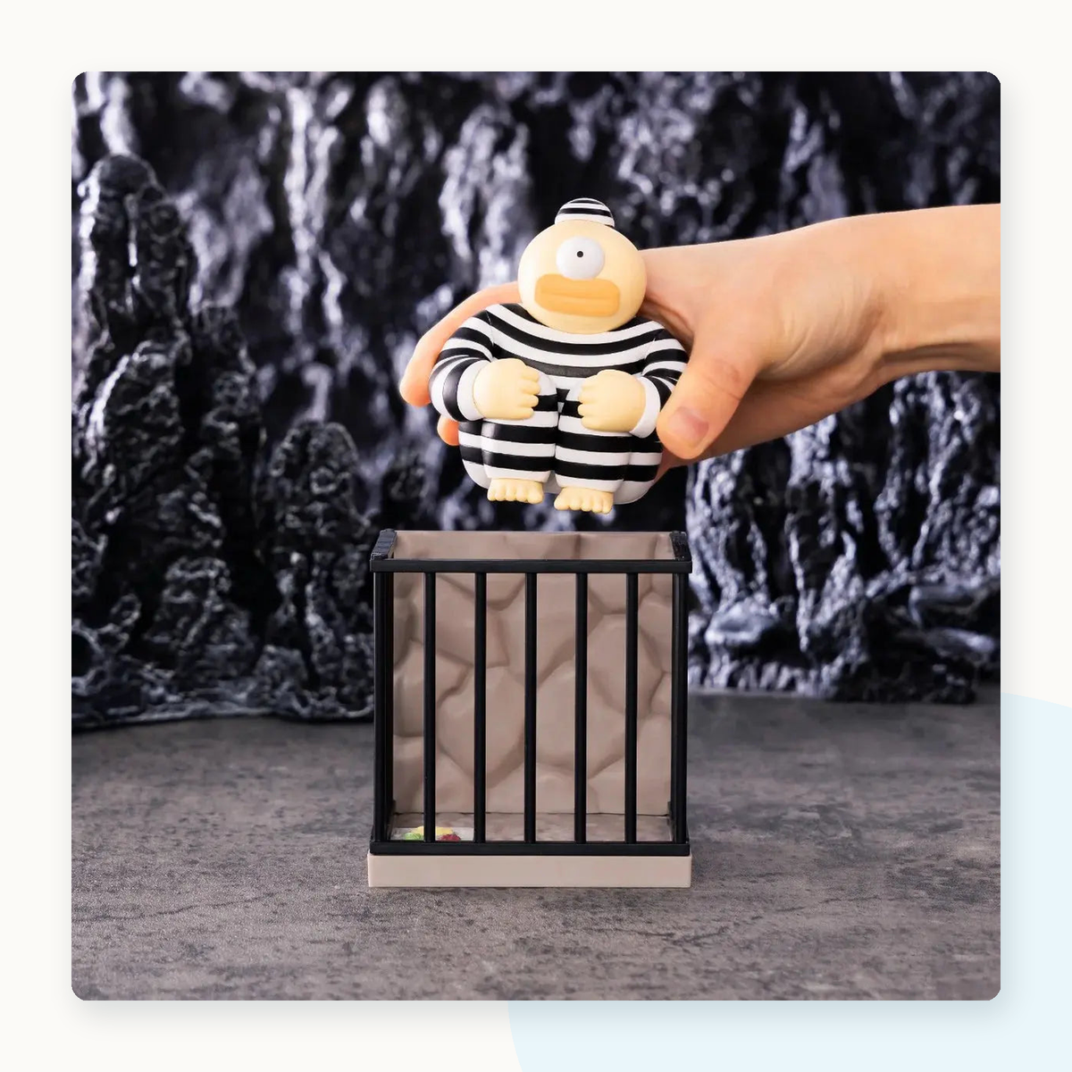 Chiikawa GPSBOX PRISON FIGURE Collection Blindbox - detail