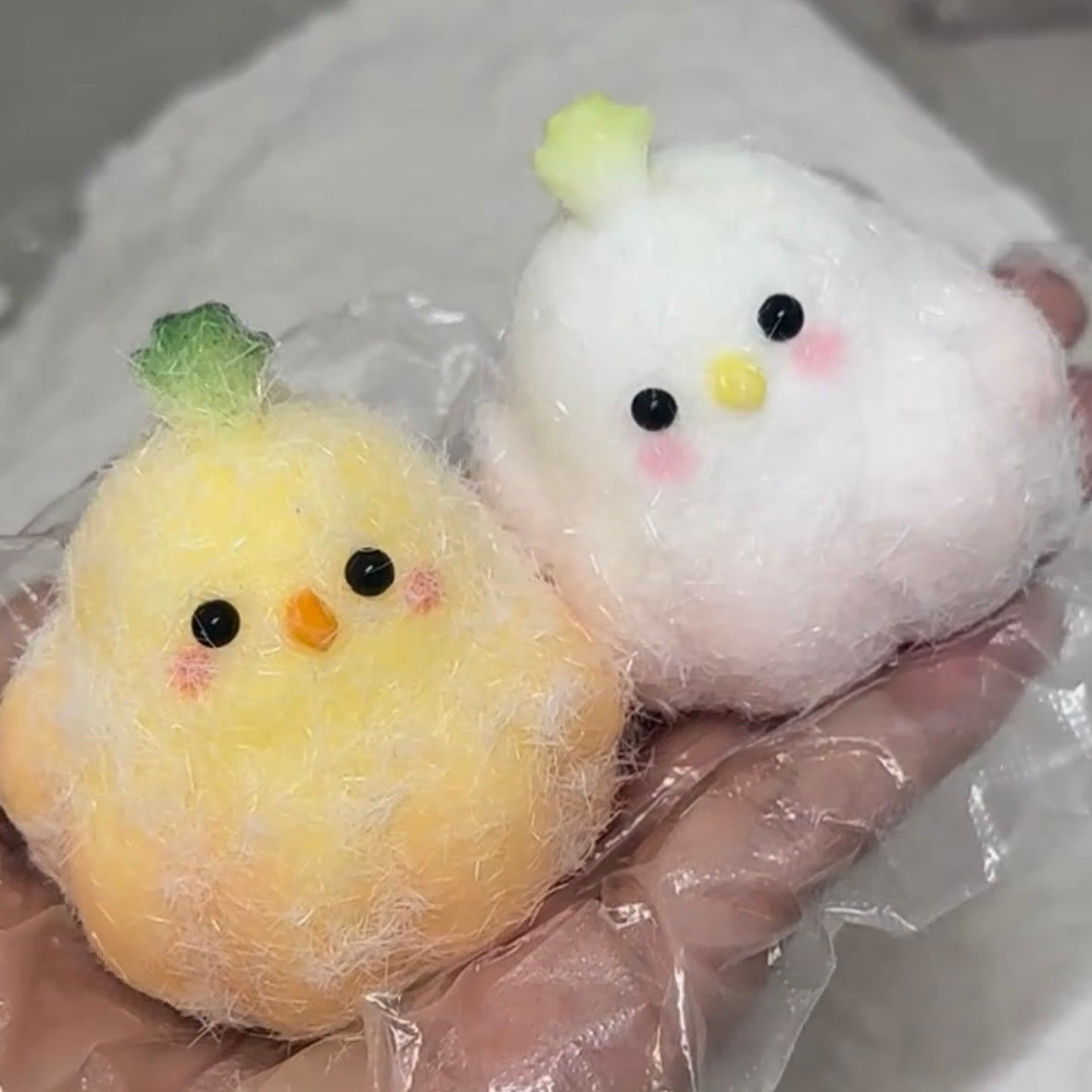 Garlic Chicks Chicken Taba Squishy Toy – product image 6