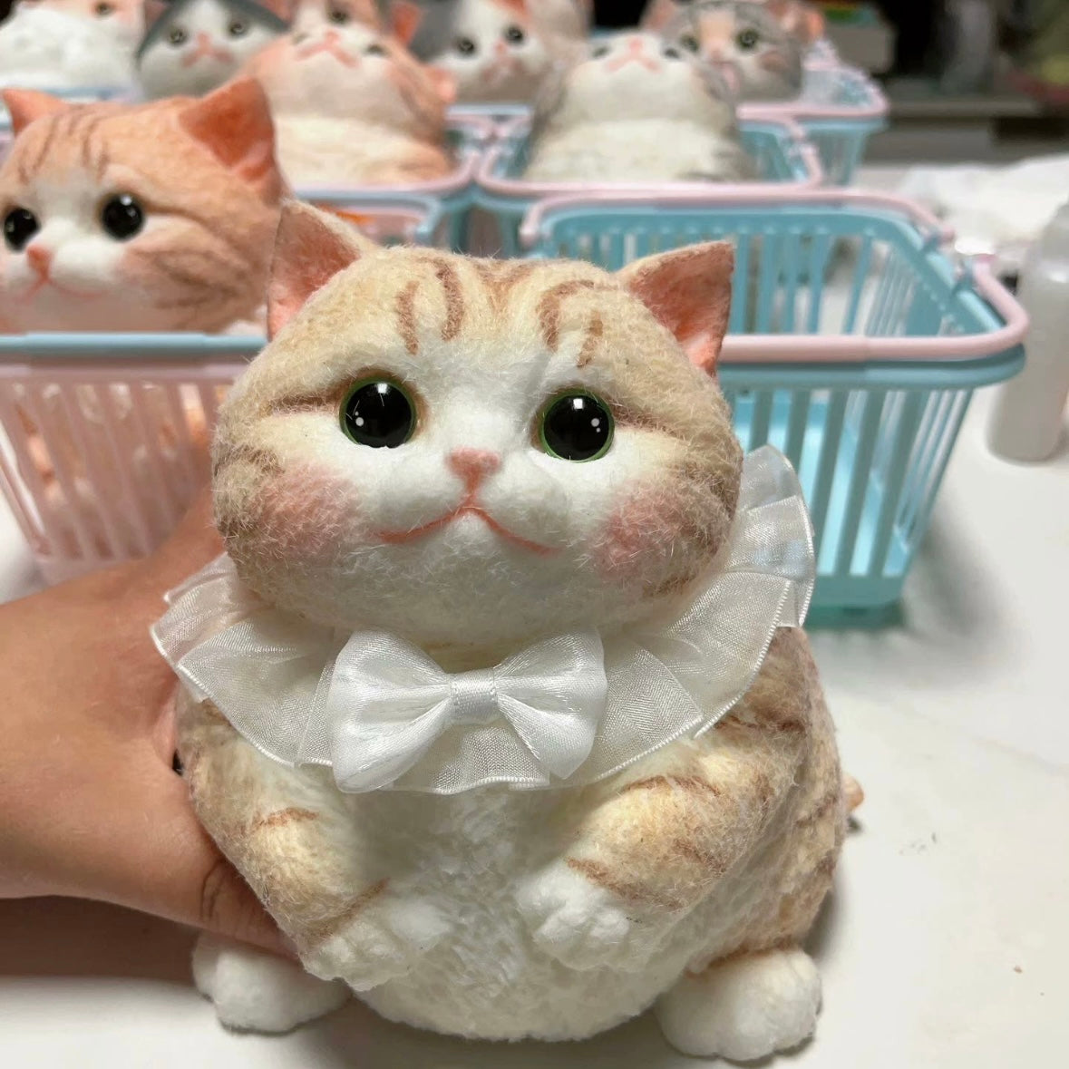 1000g Handmade Silicone Big Kitty Cat Stress Relief Toy with Flocking – product image 4