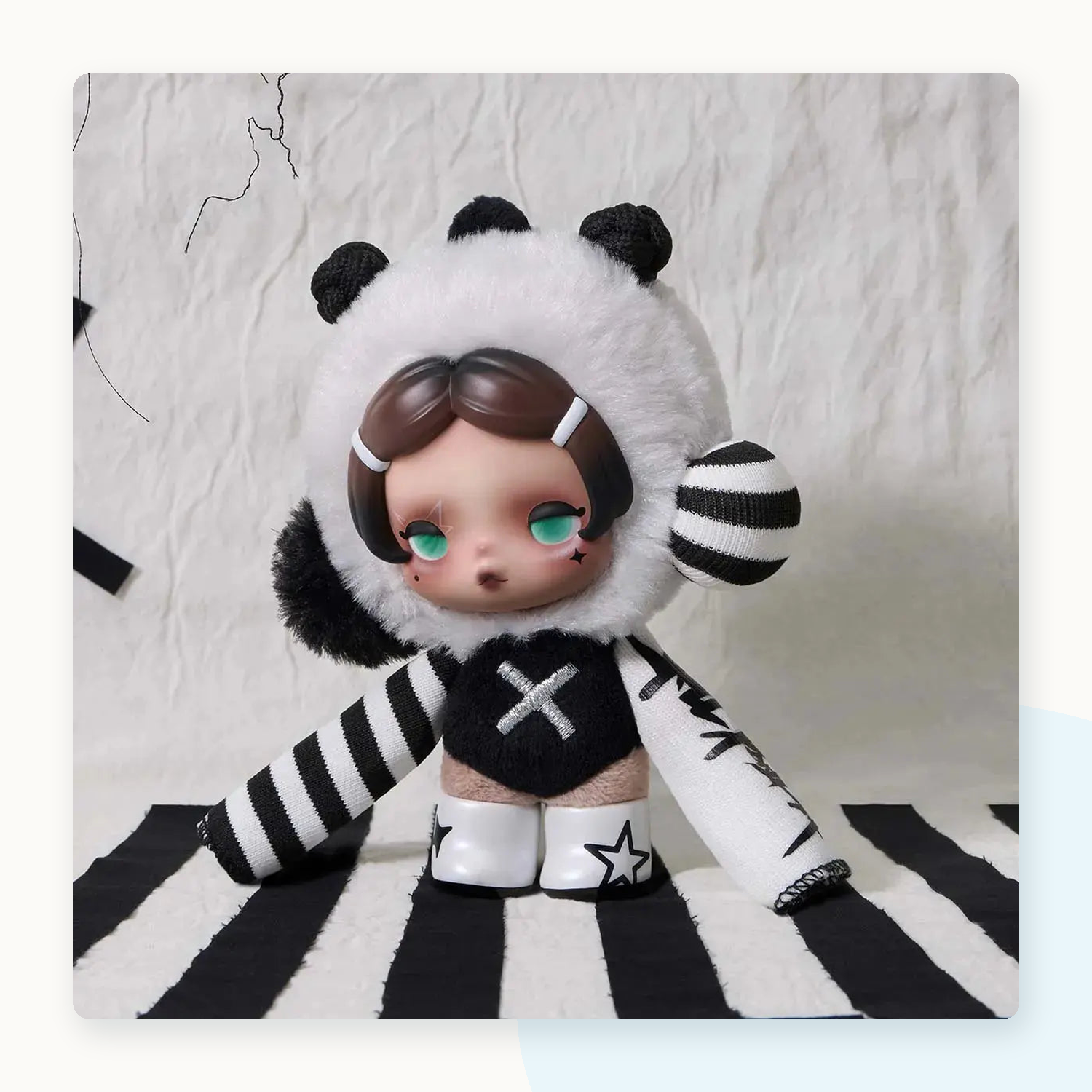 POP MART SKULLPANDA Off Mode Series Plush Pendant Blindbox - detail