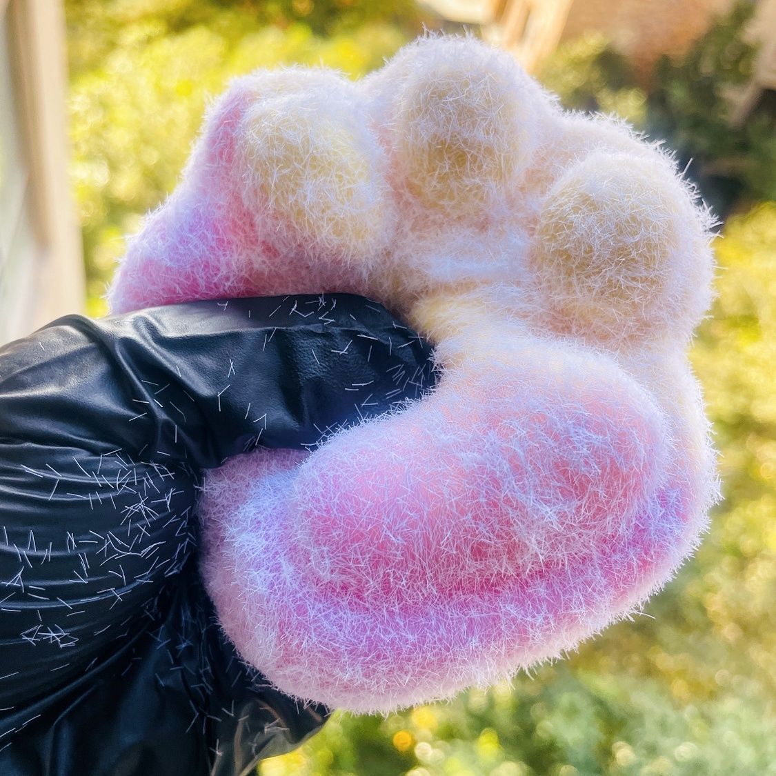 260g Handmade Silicone Cat's Paw Stress Relief Squishy Toy — pink & white / yellow & pink / pink & blue & More – product image 4
