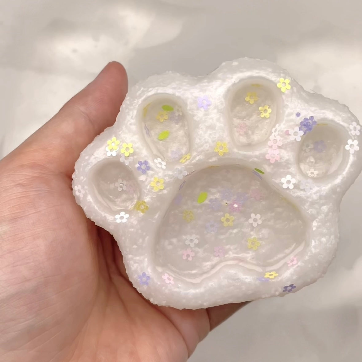 150g Cat's Paw Taba Squishy Toy – product image 6