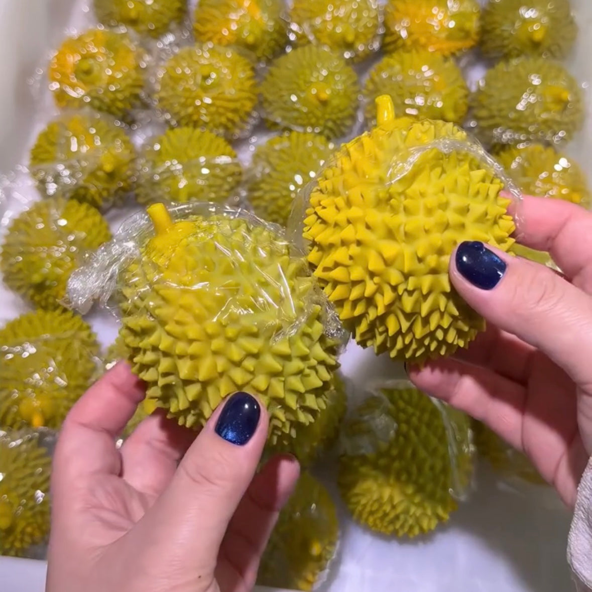 Crunchy Durian Fruit Bead & Clay Base Stress Ball Squishy Stress Relief Decompression Toy – product image 2