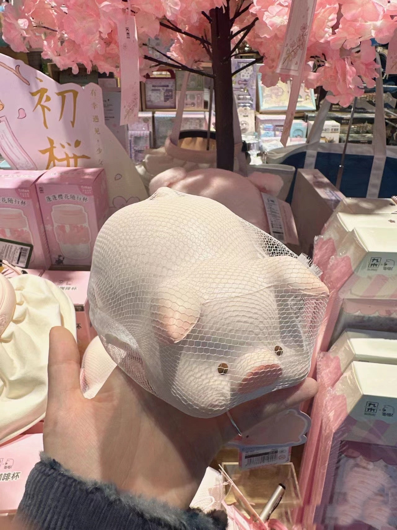 13cm Slow Rising Squishy Pig Stress Relief Decompression Toy – product image 2