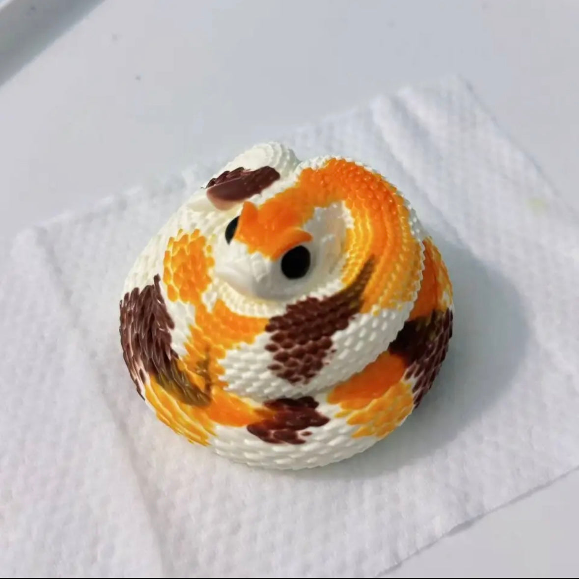 Handmade Circling Snake Taba Squishy Toy – product image 15