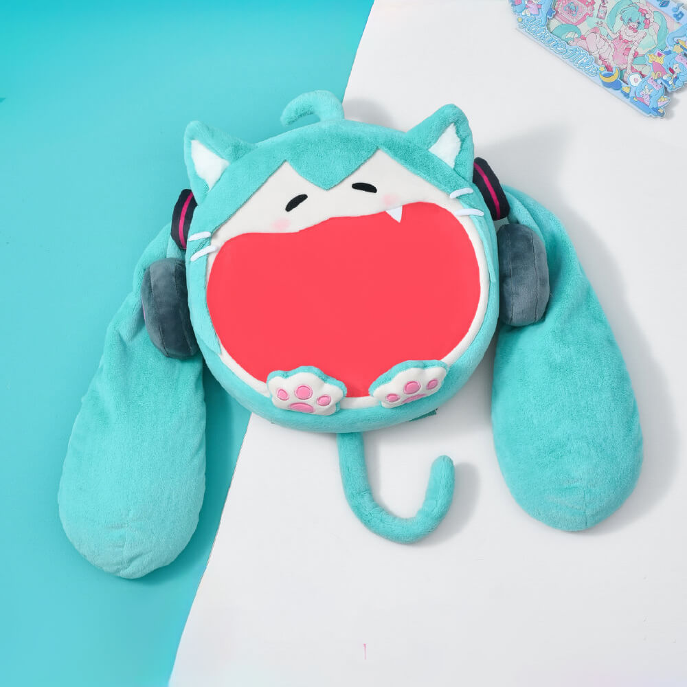 Hatsune Miku Plush Ita Backpack — image 10