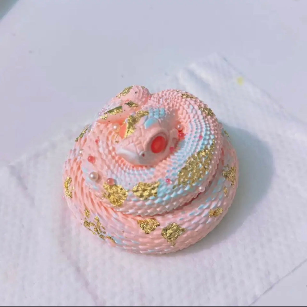 Handmade Circling Snake Taba Squishy Toy – product image 12