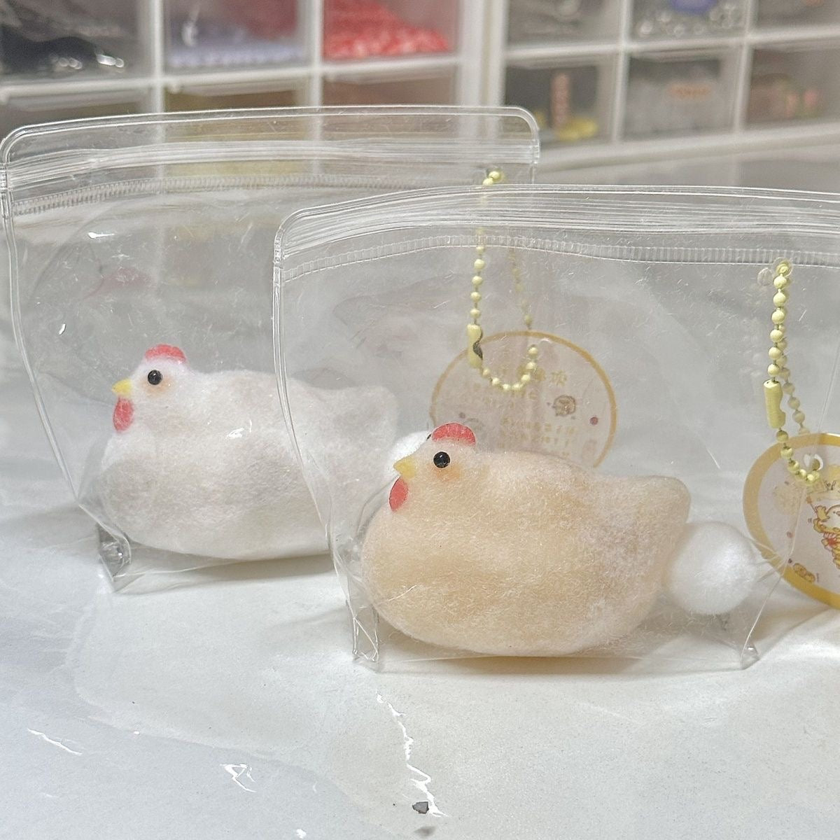 Mini Hens Lay Eggs Taba Squishy Toy – product image 3
