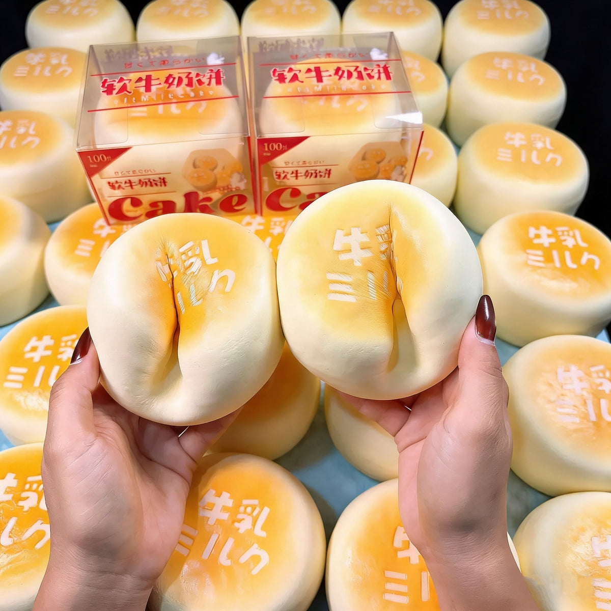 Milk Cake Slow-Rising Squishy – Honey Yellow & Peach Pink Round Squeeze Toy