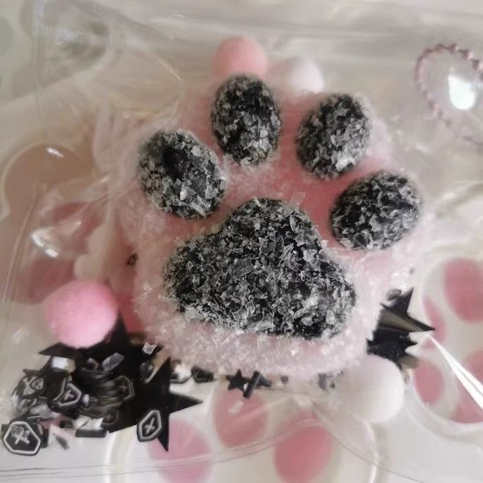 Handmade Silicone Cat's Paw Stress Relief Taba Squishy Toy — pink / yellow / blue & More – product image 7
