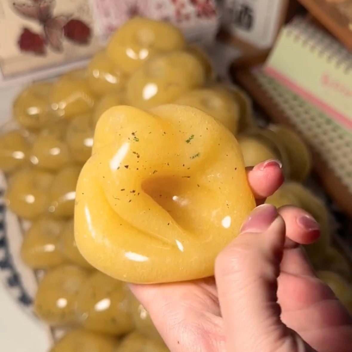 Crisp Potato Satisfying Sound Stress Ball Squishy Stress Relief Decompression Toy – product image 2