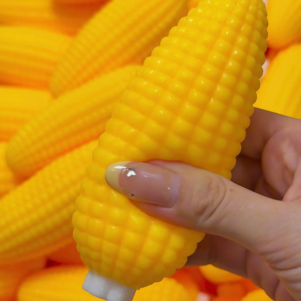 Crunchy Bead & Clay Base Stress Ball Squishy Stress Relief Decompression Toy – product image 10