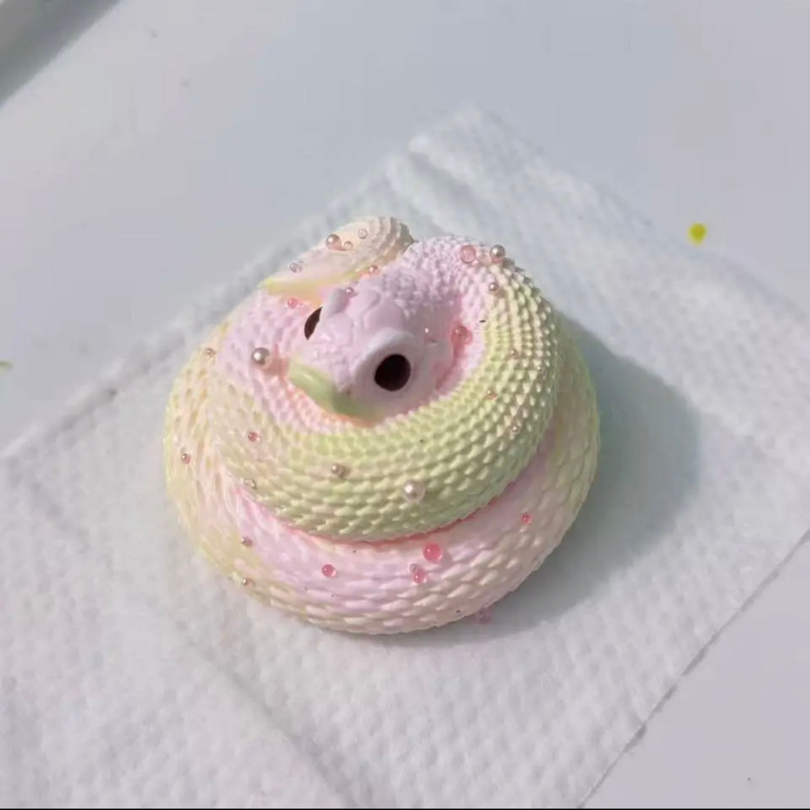 Handmade Circling Snake Taba Squishy Toy – product image 11