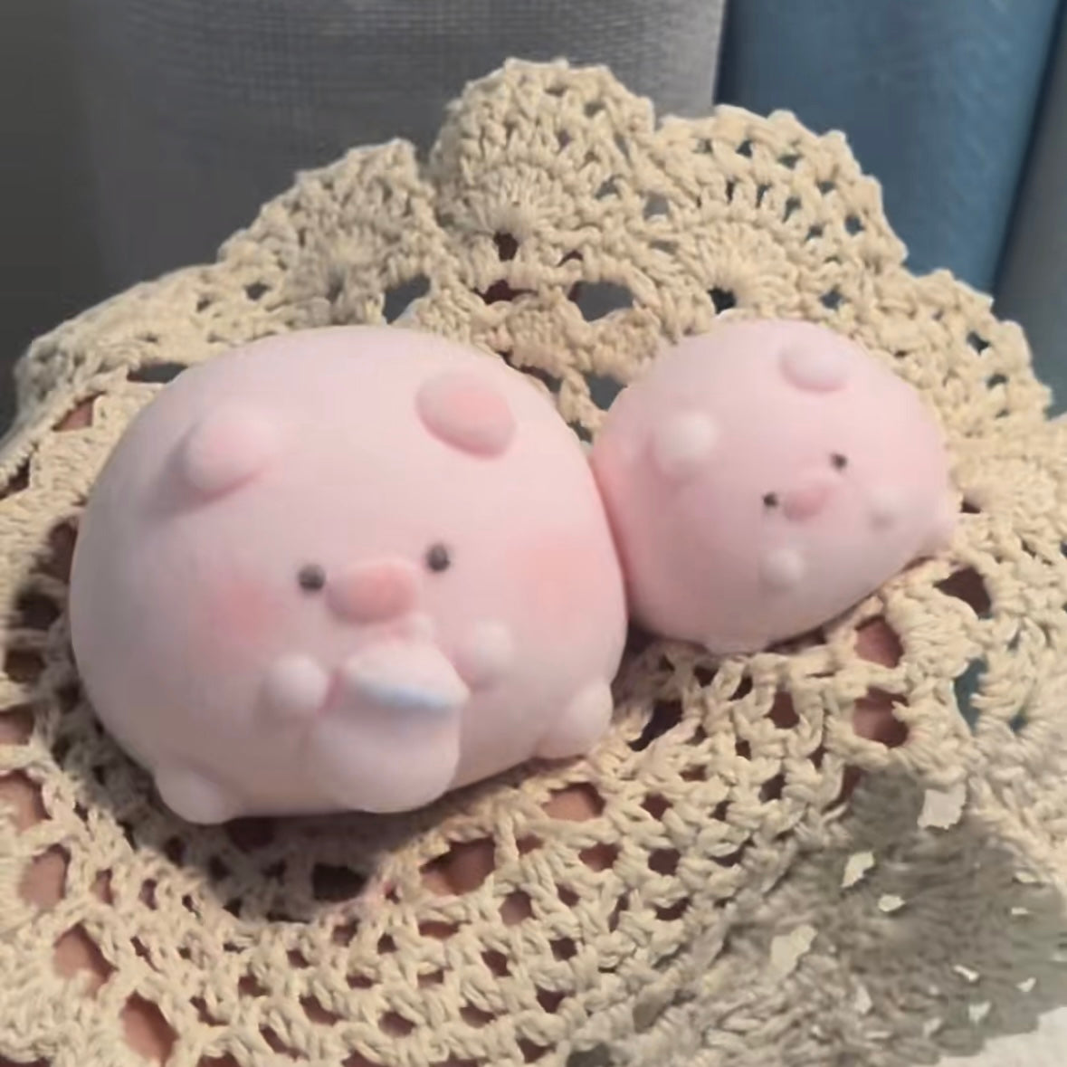 2pcs Handmade Silicone Pig Stress Relief Squishy Toy – product image 2