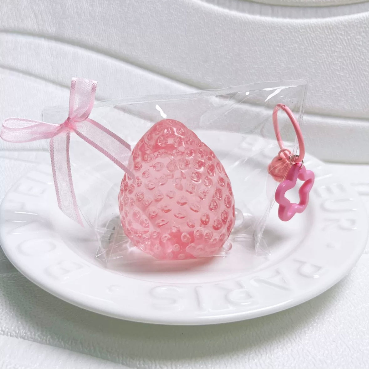 120g Pink Transparent Strawberry Taba Squishy Toy – product image 4