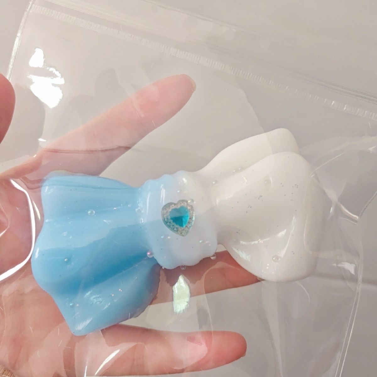 Handmade Bowknot Taba Squishy Toy – product image 4