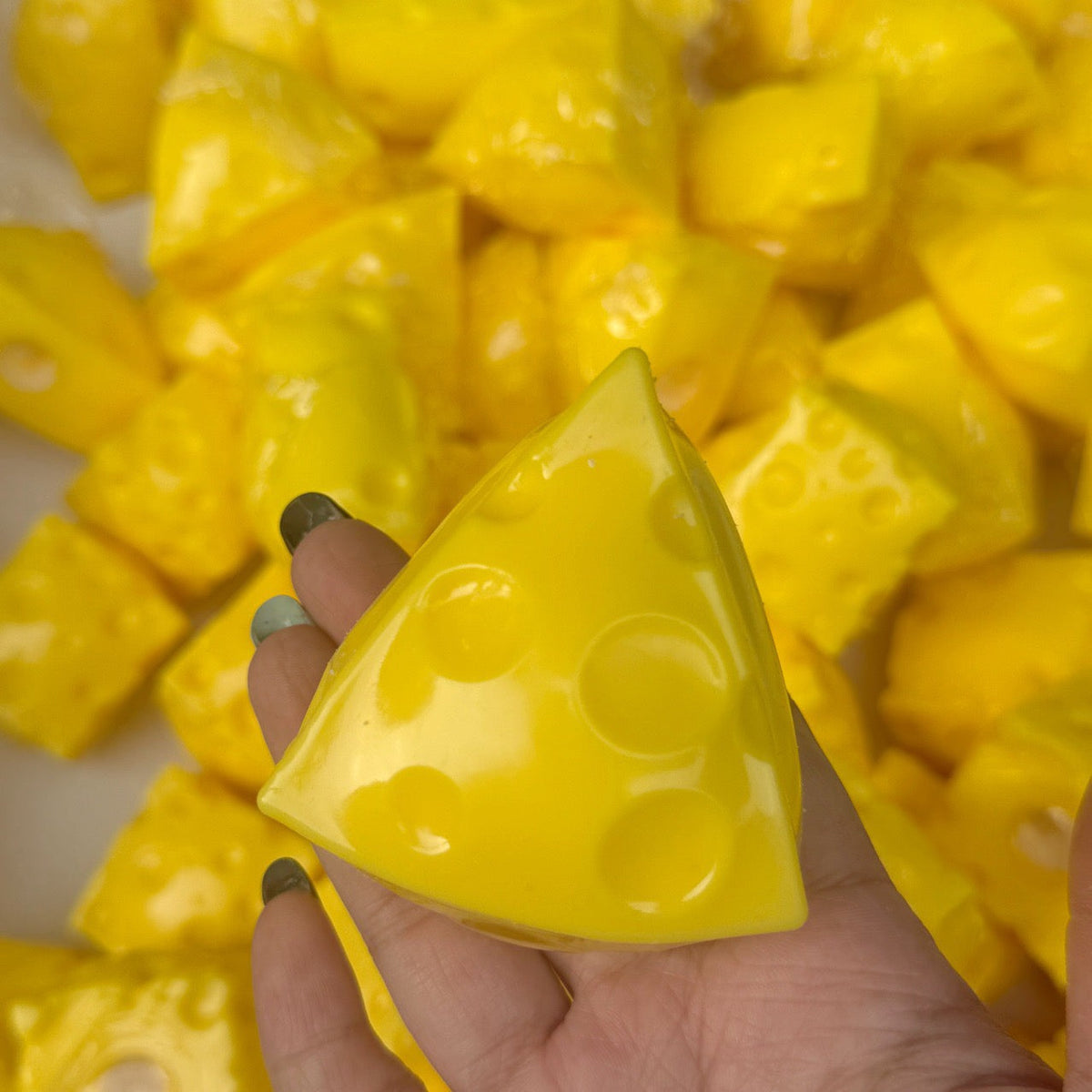 Crunchy Bead & Clay Base Stress Ball Squishy Stress Relief Decompression Toy – product image 5