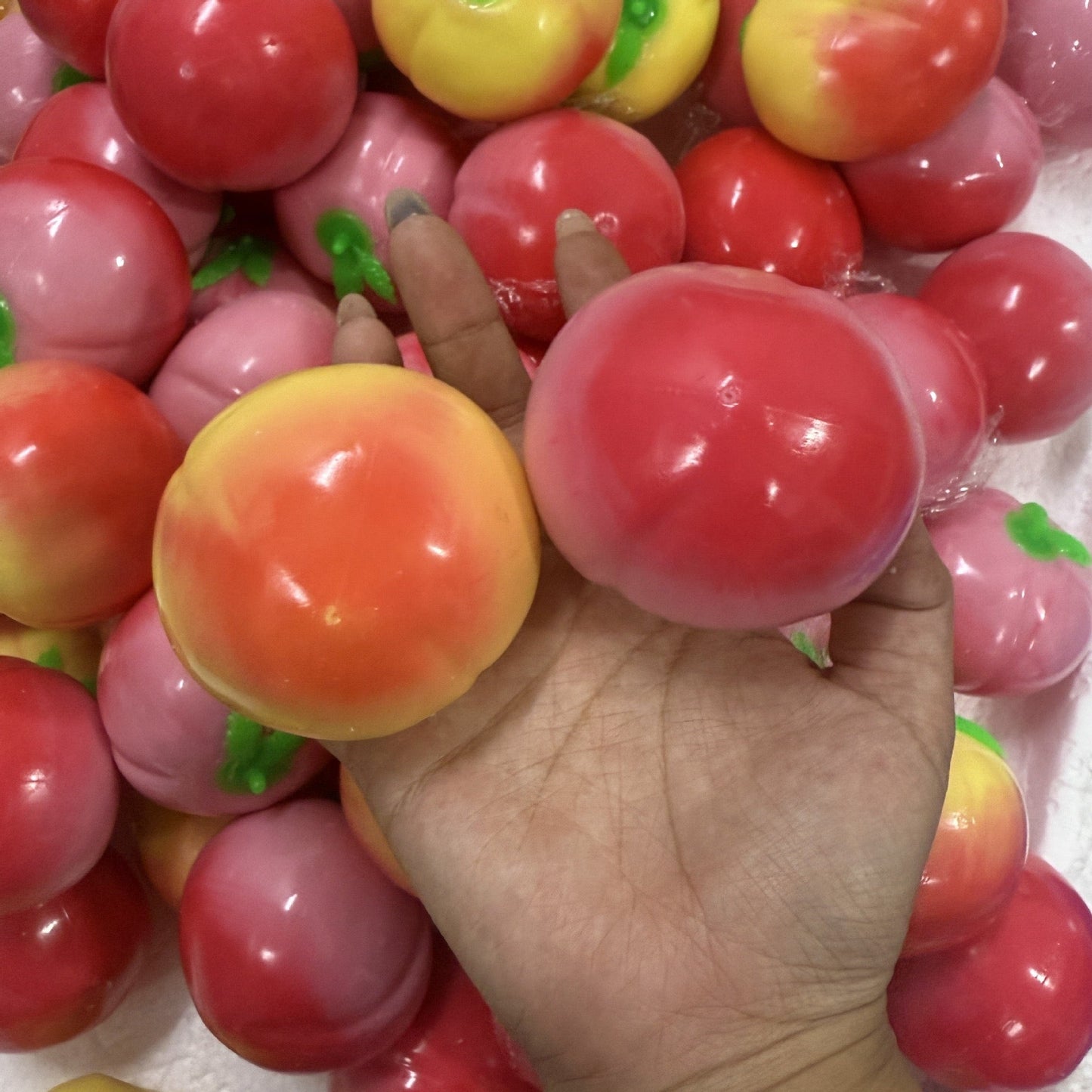 Crunchy Bead & Clay Base Stress Ball Squishy Stress Relief Decompression Toy – product image 25