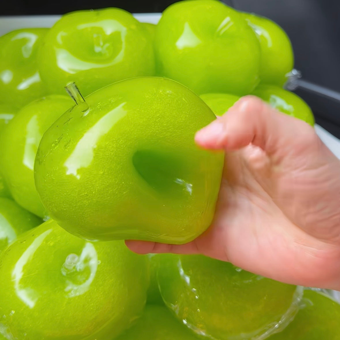 Crisp Satisfying Sound Stress Ball Collection Relief Decompression Toy – product image 17