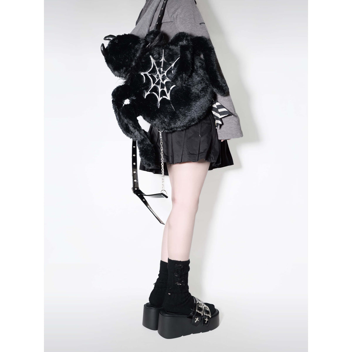Zhulia Plush Spider Backpack with Strap — image 2