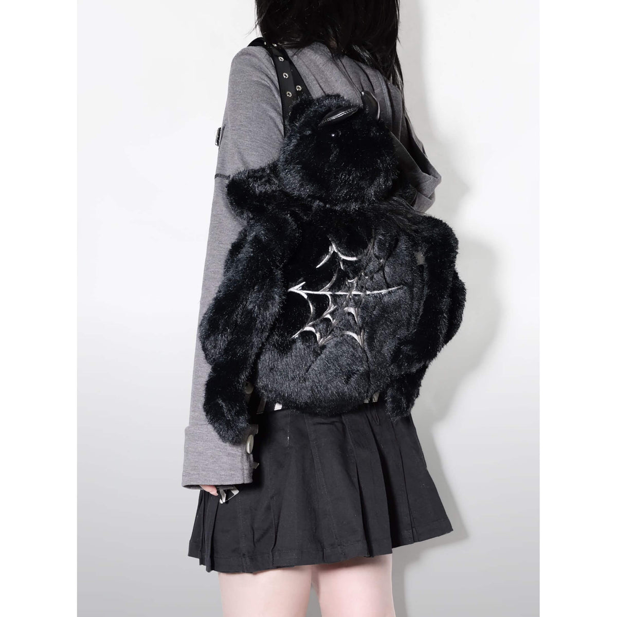 Zhulia Plush Spider Backpack with Strap — image 6