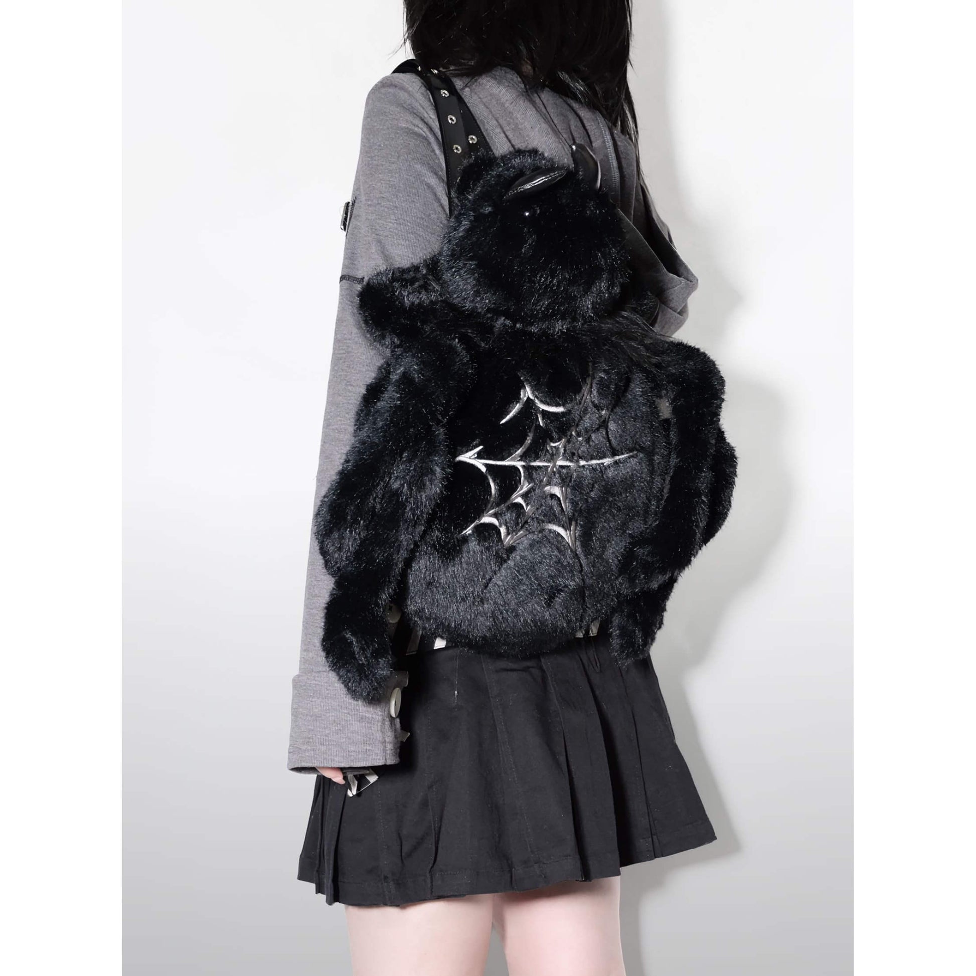 Zhulia Plush Spider Backpack with Strap — image 6