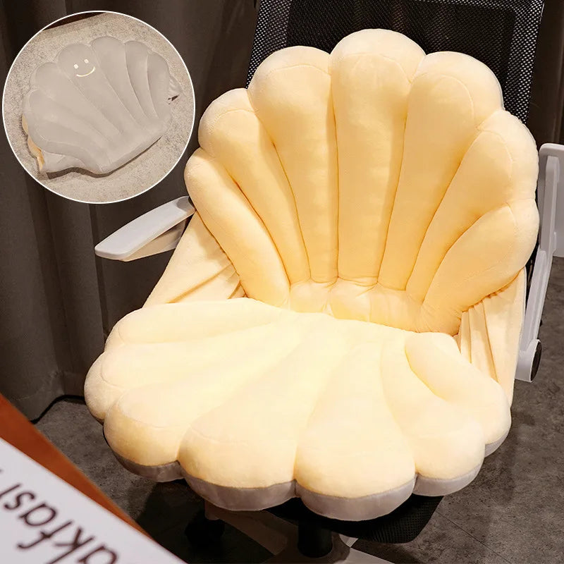 Serene Clam Plushie, 40x50 cm — image 10