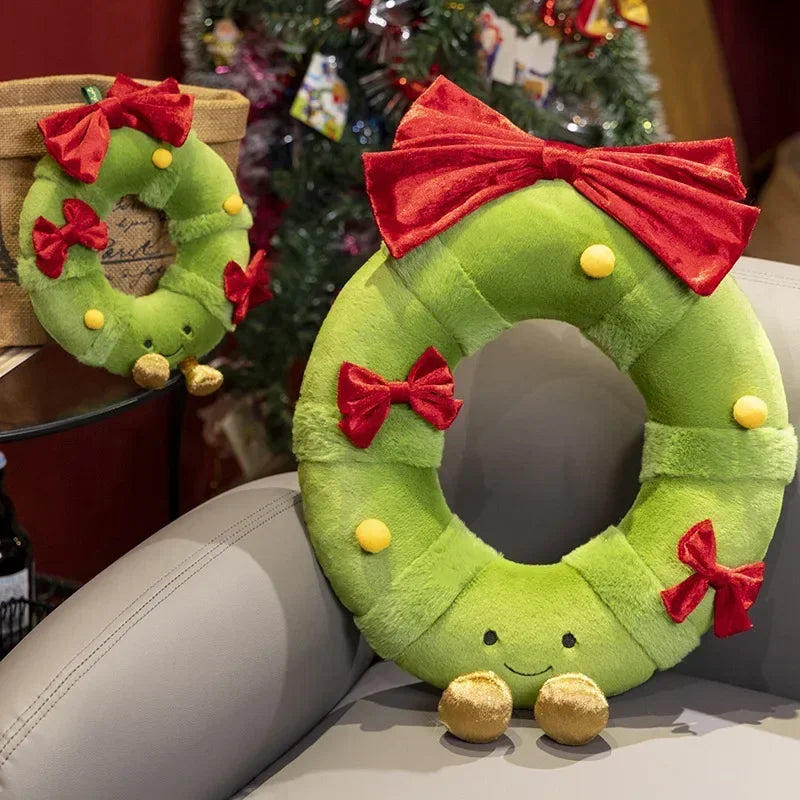 Plushie Holiday Wreath Decor, 8-16" | 20-40 cm — image 1