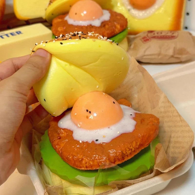 Jumbo Burger Fast Rebound Squishy – product image 6