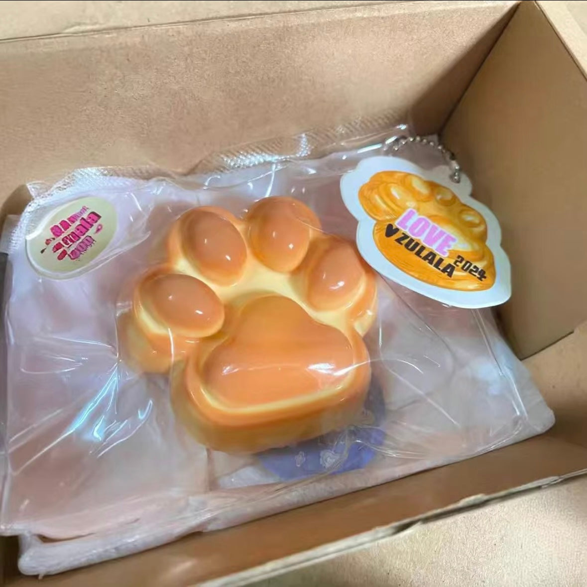 Handmade Silicone Caramel Cat's Paw Taba Squishy Toy – product image 6