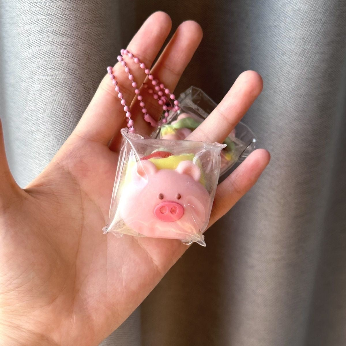 Handmade Mini Pig Hamburger Taba Squishy Toy – product image 5