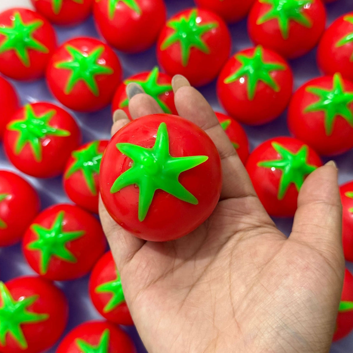 Crunchy Tomato Bead & Clay Base Stress Ball Squishy Stress Relief Decompression Toy – product image 3
