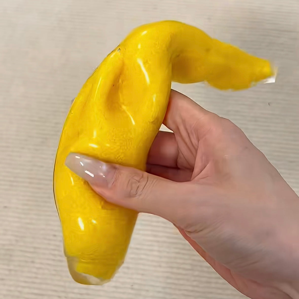 Crisp Satisfying Sound Yellow Banana Stress Ball Squishy Stress Relief Decompression Toy – product image 3