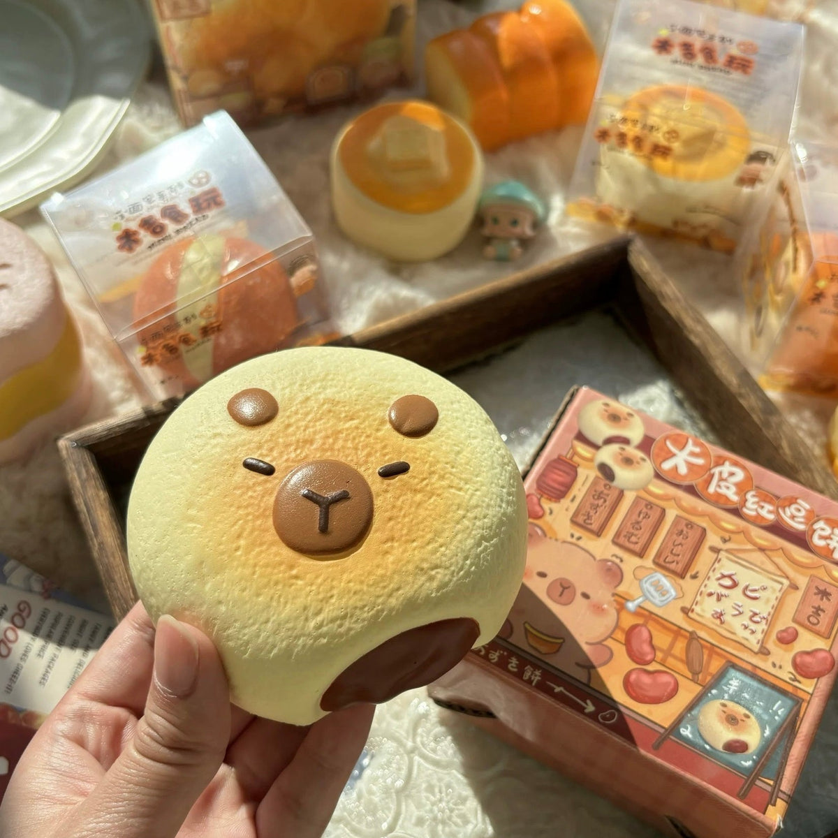 Slow Rising Squishy Capybara Stress Relief Decompression Toy – product image 4