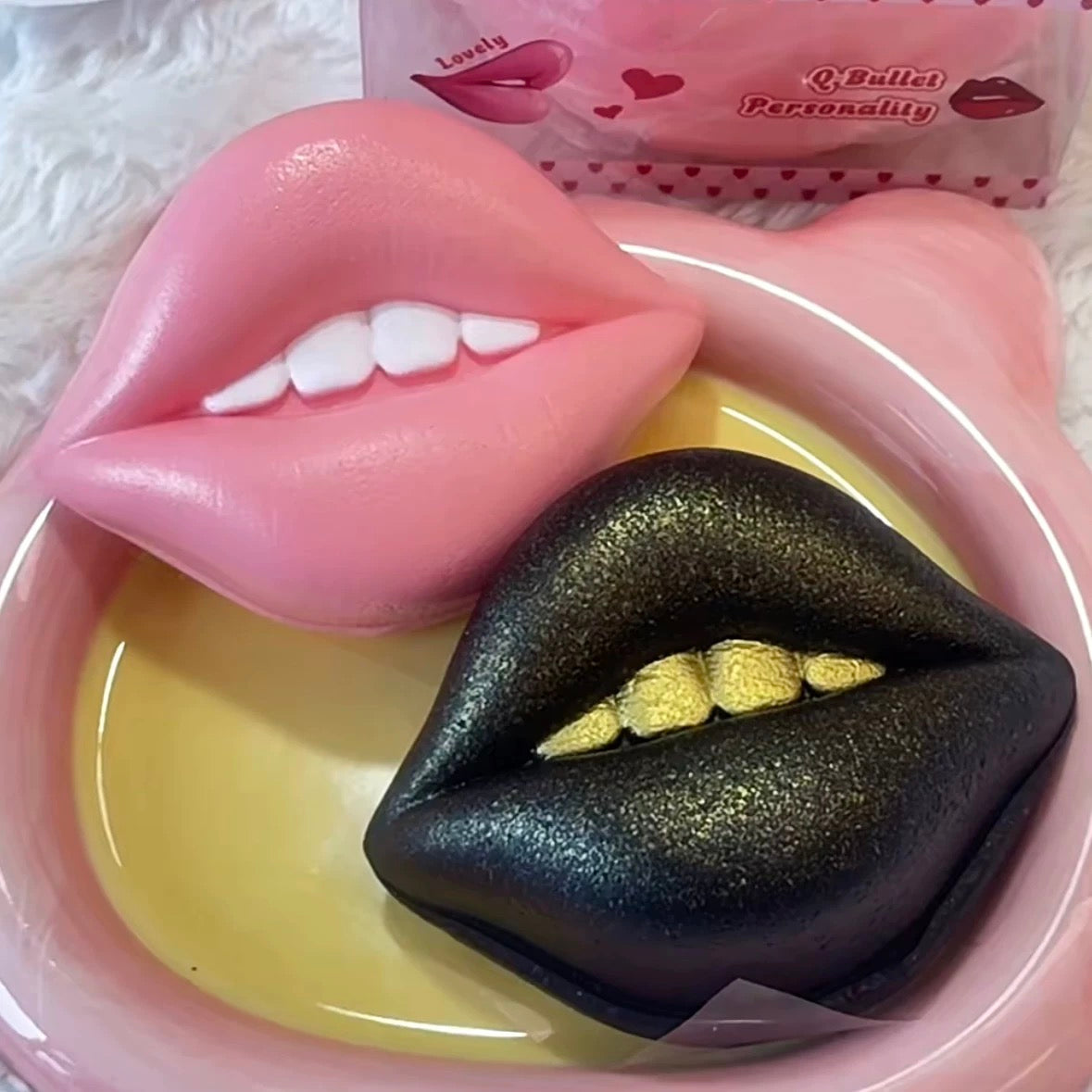 Slow Rising Squishy Mouth Lips Stress Relief Decompression Toy – product image 6