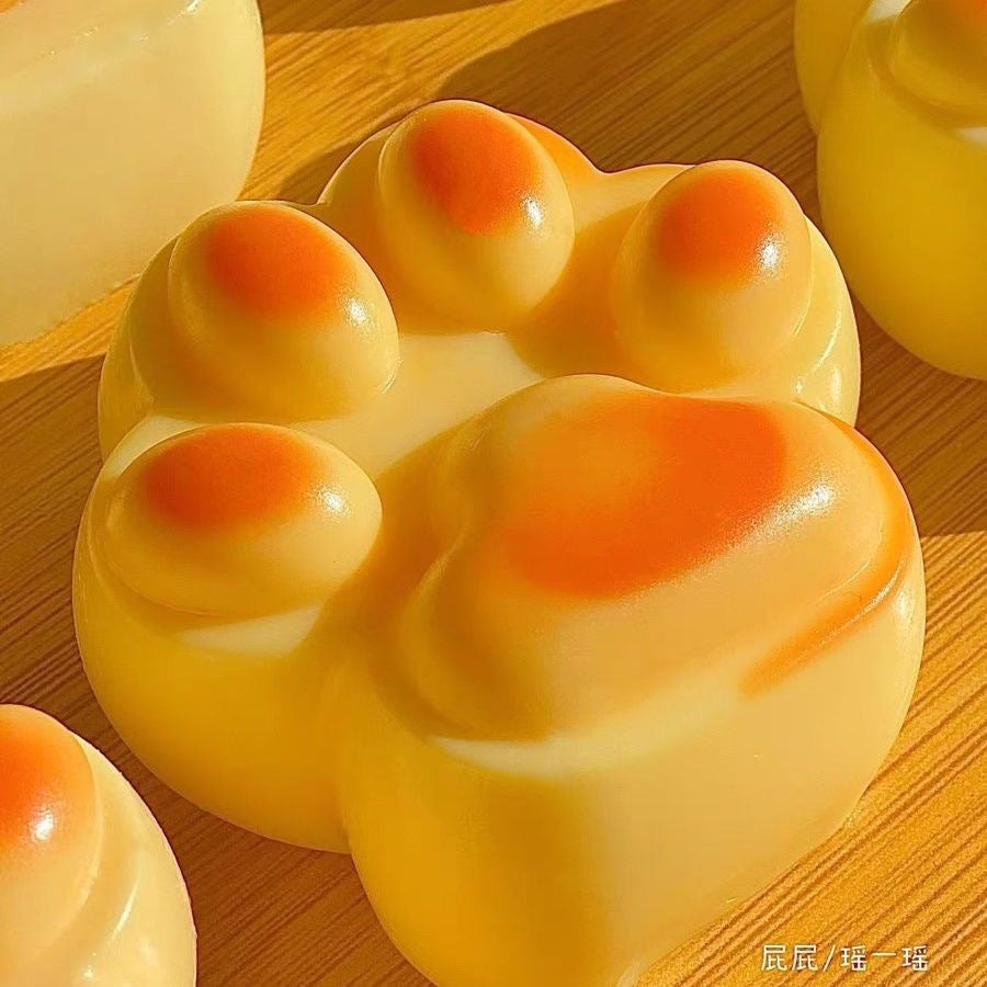 Handmade Silicone Caramel Cat's Paw Taba Squishy Toy – product image 8