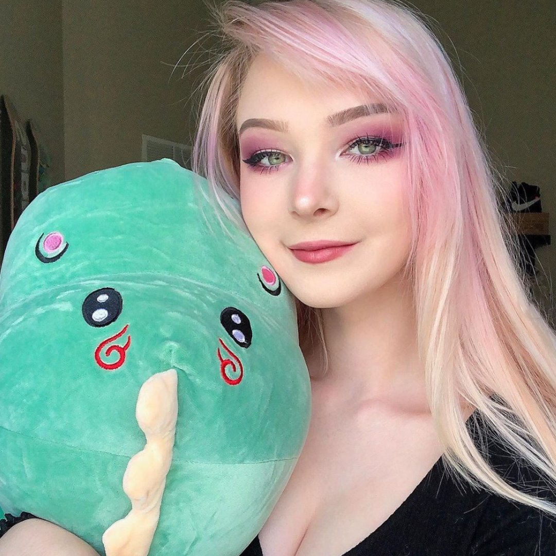Haku The Dinosaur Plushie — image 5